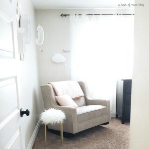 The cutest DIY faux fur stool you've ever made AND it cost less than $20 and takes under half an hour to make! I love how it turned out - a high end vs. low end dupe! - By A Dash Of Mum Blog (home decor, DIYs, and motherhood blog)