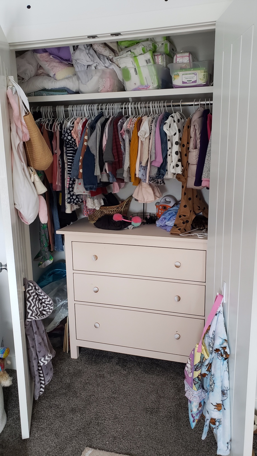 Diy Kid'S Closet Organization - The Blush Home Blog