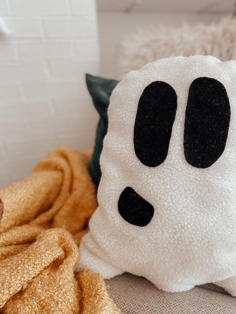 ghost halloween pillow
